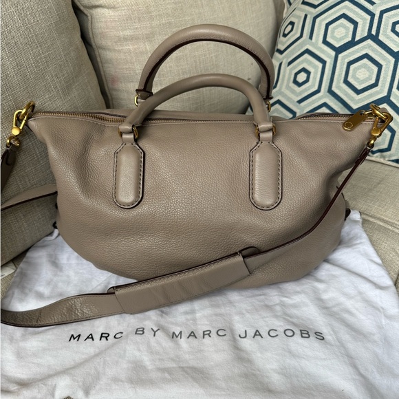 Marc by Marc Jacobs New Q Legend Convertible Satchel - Picture 5 of 16